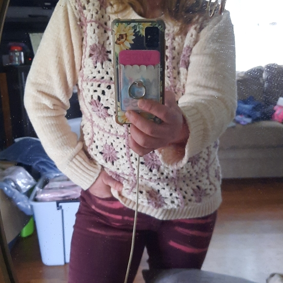POL CROCHET Square Block With Flower SOFT chenille feel sweater TOP - Picture 3 of 8